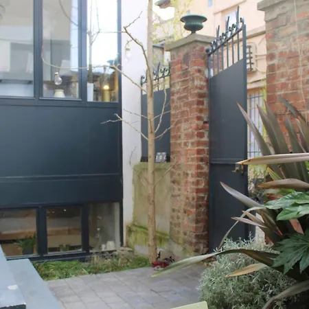 Apartamento Charming Triplex With Garden *